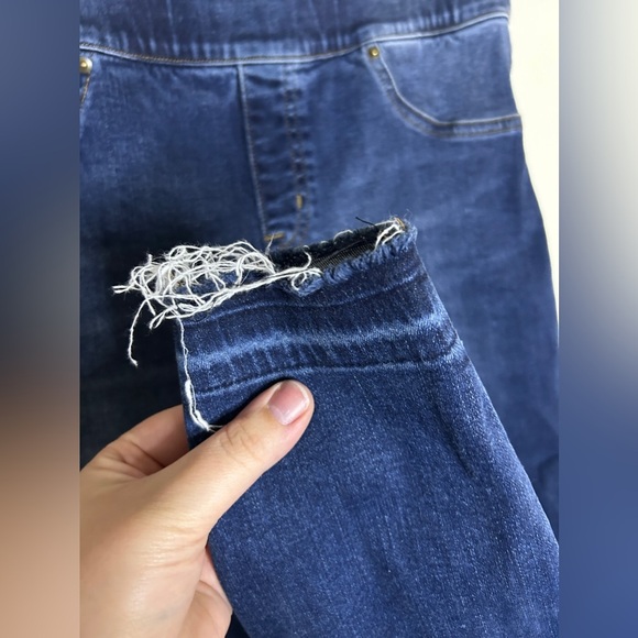 Spanx Women’s Distressed Jean Denim Jeggings Leggings MEDIUM - Picture 7 of 16